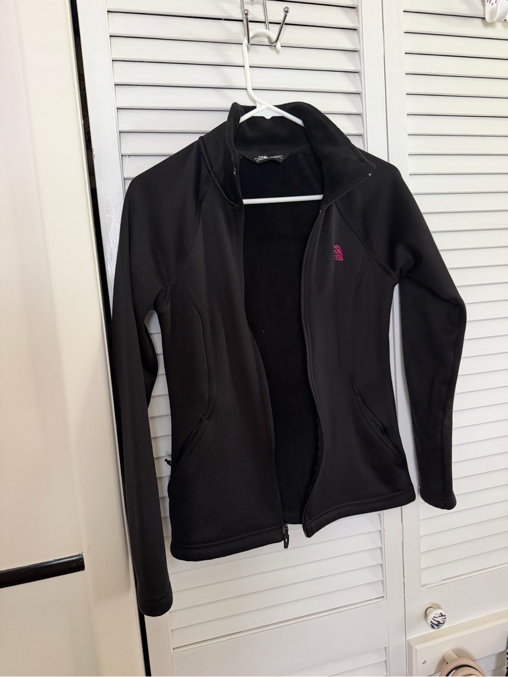 The North Face Women's Black Fleece-Lined Jacket with Pink Logo